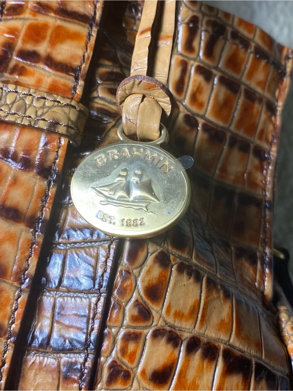 Brahmin structured shoulder